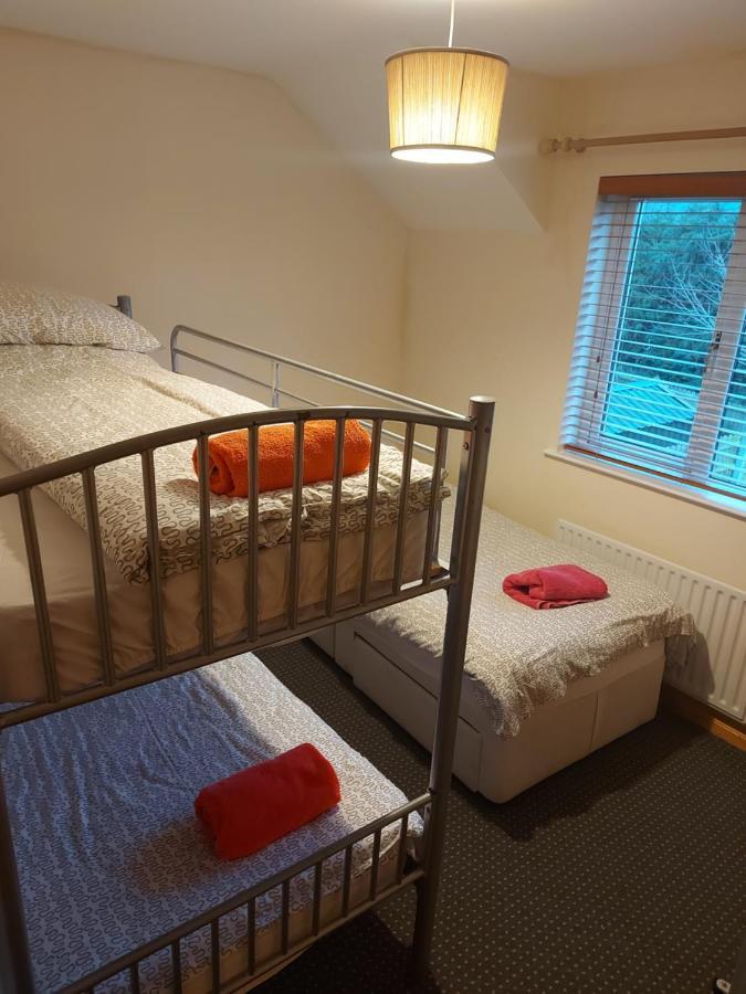 Village Lodge - Carlingford Kültér fotó